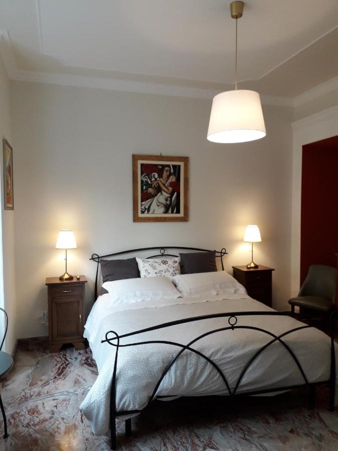 B&B A Spasso Per Torino Bagian luar foto