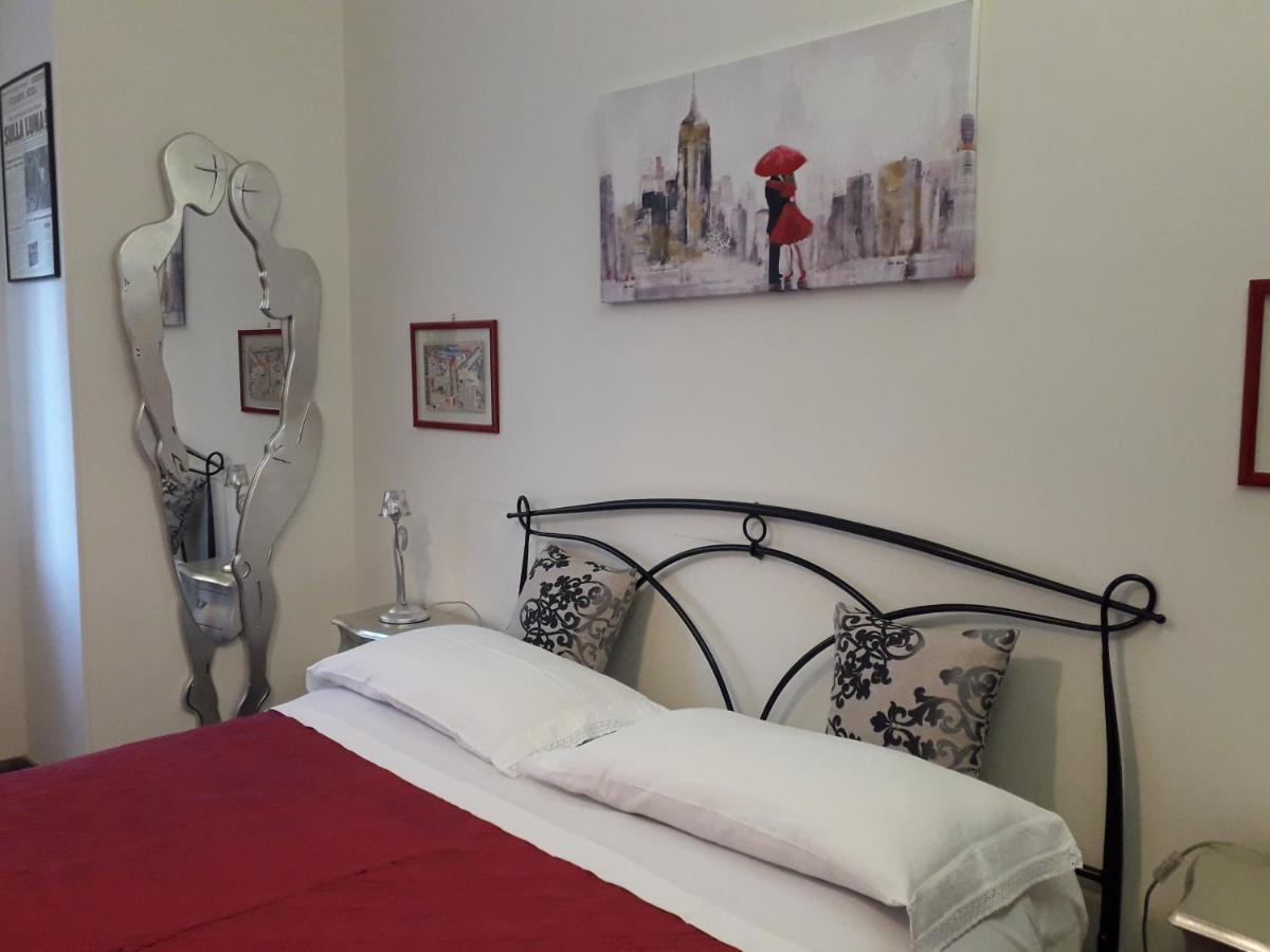 B&B A Spasso Per Torino Bagian luar foto