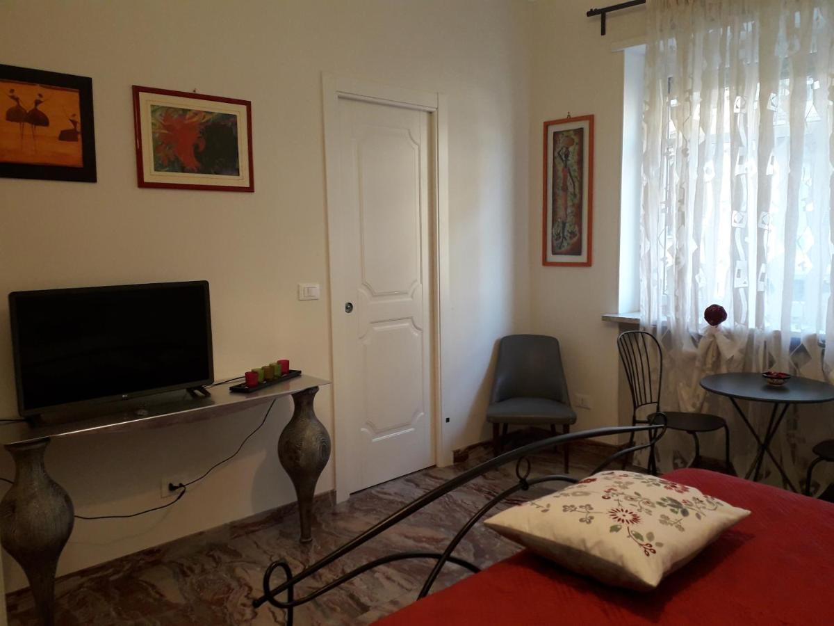 B&B A Spasso Per Torino Bagian luar foto